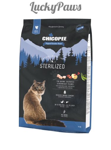 Chicopee Holistic Nature Line Sterilized - храна за кастрирани котки 8 кг