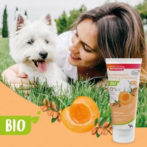 Beaphar Bio Conditioner 2 in 1 200мл - с био арганово масло, кайсия, алое вера, неутрално pH, без парабени, алкохол, силикон