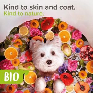 Beaphar Bio Conditioner 2 in 1 200мл - с био арганово масло, кайсия, алое вера, неутрално pH, без парабени, алкохол, силикон